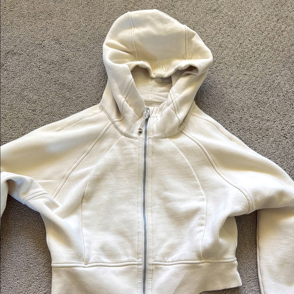 lululemon athletica Bone Scuba cropped Hoodie with Full-Length Zipper